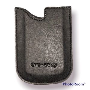 Blackberry Leather pocket